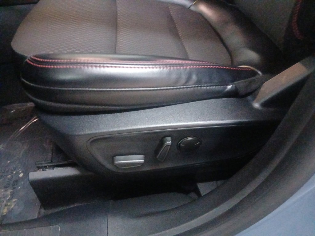 Certified 2024 Ford Escape ST-Line image 18