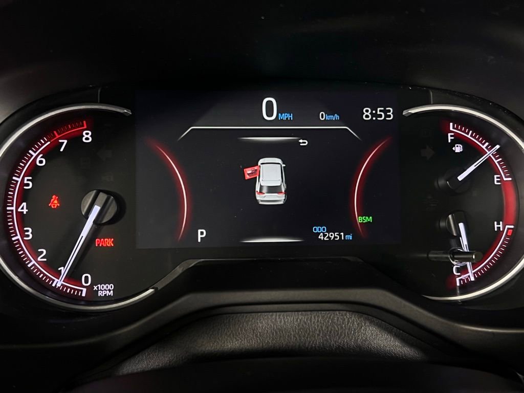 Used 2021 Toyota RAV4 Limited image 16