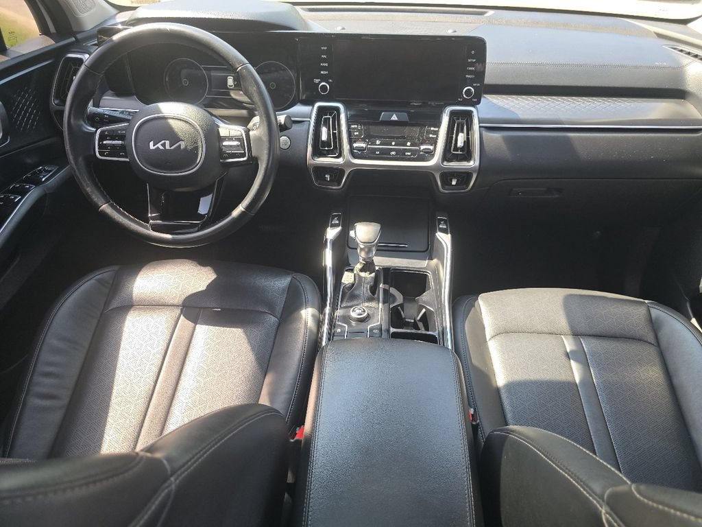 Used 2022 Kia Sorento S w/ Panoramic Sunroof Package FWD image 20