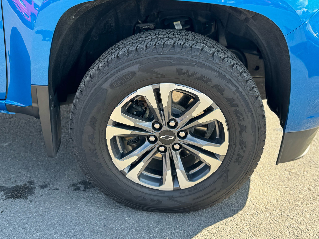 Used 2022 Chevrolet Colorado Z71 image 28