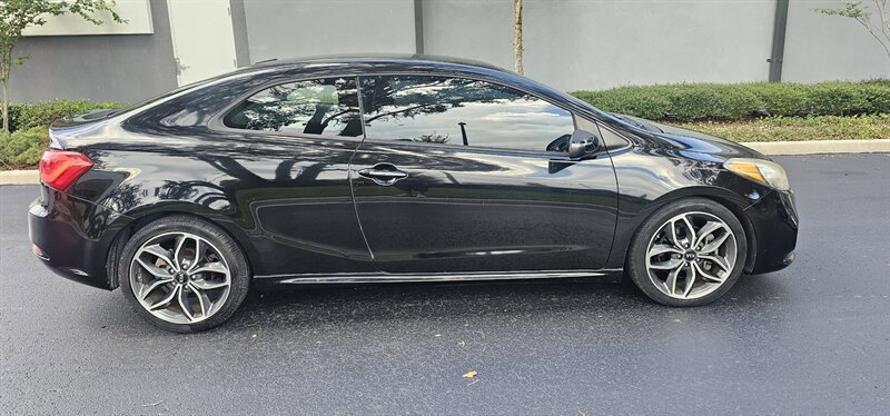 Used 2015 Kia Forte Koup SX image 4