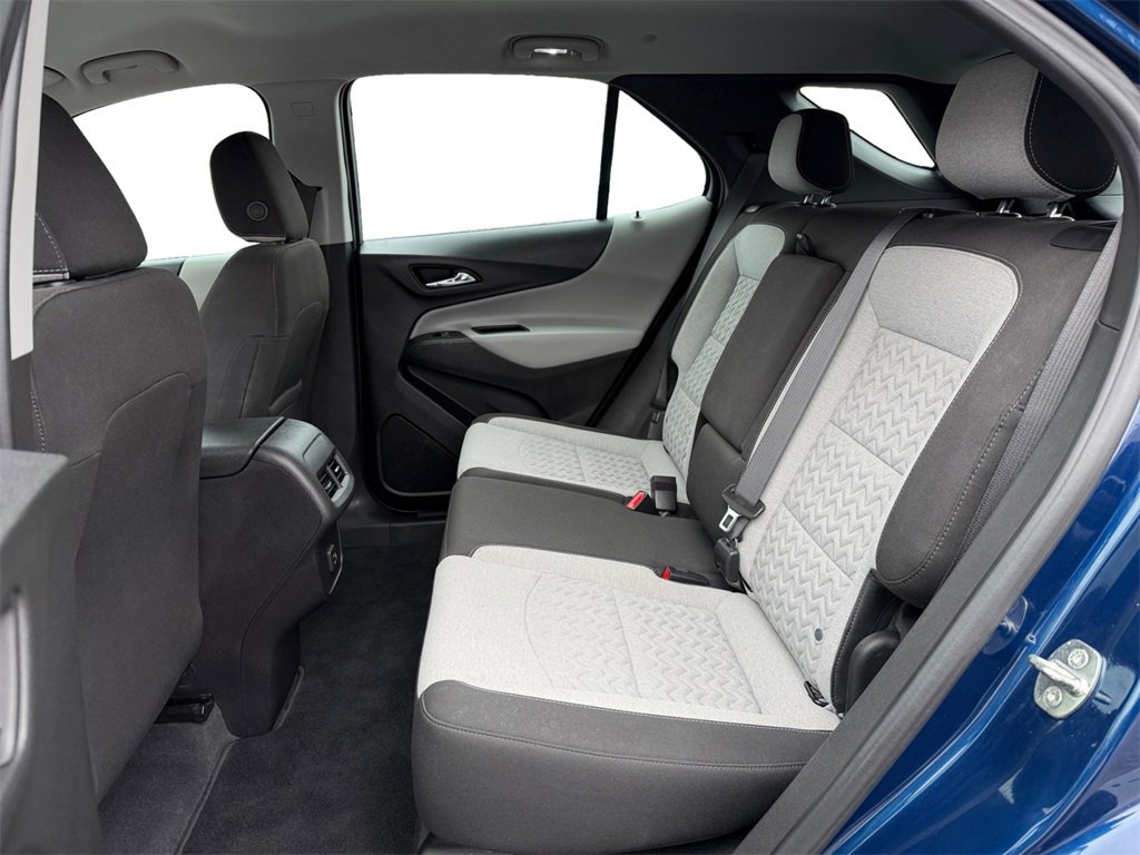 Used 2022 Chevrolet Equinox LS image 19