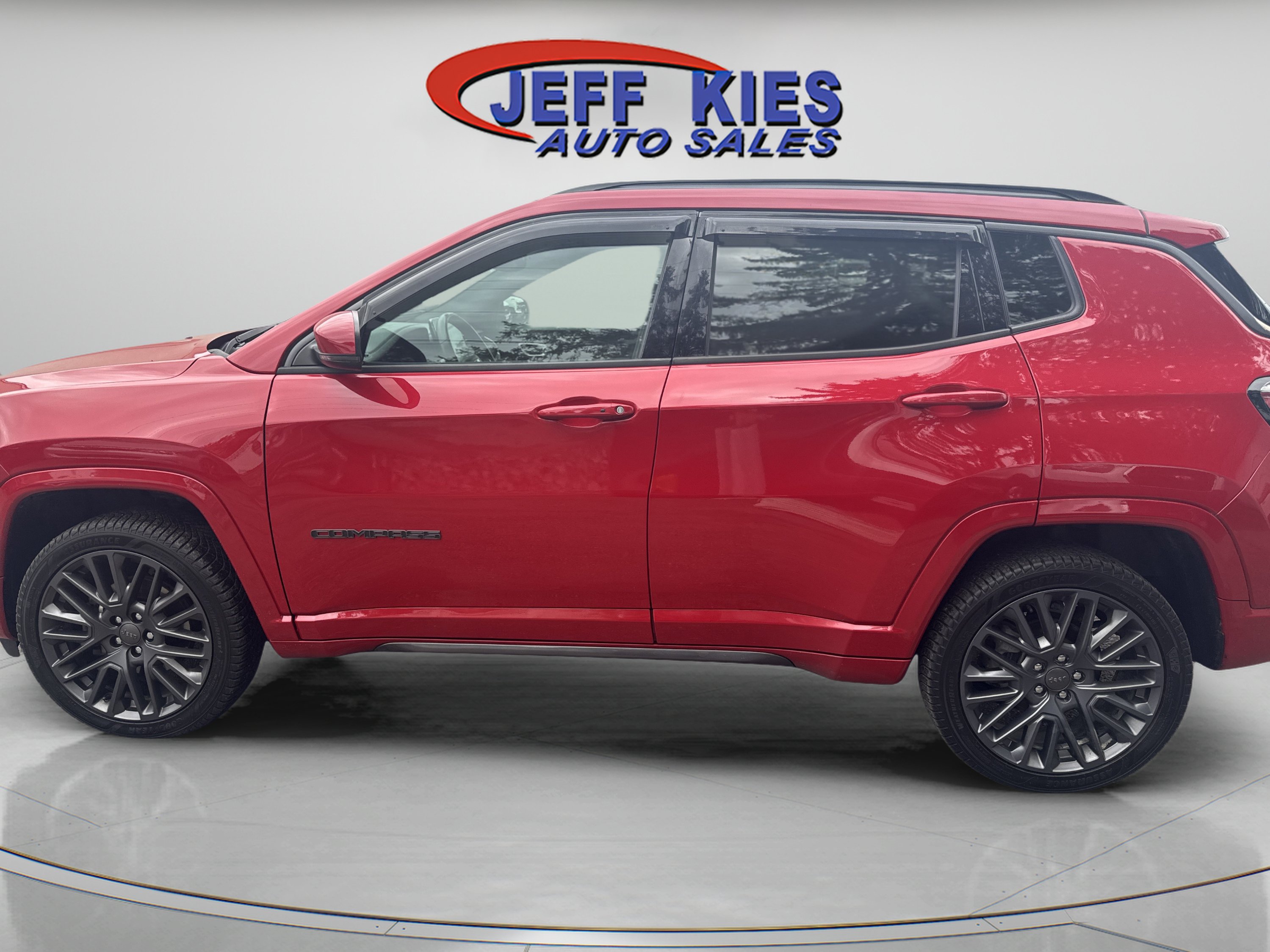 Used 2022 Jeep Compass Limited AWD/4WD image 8