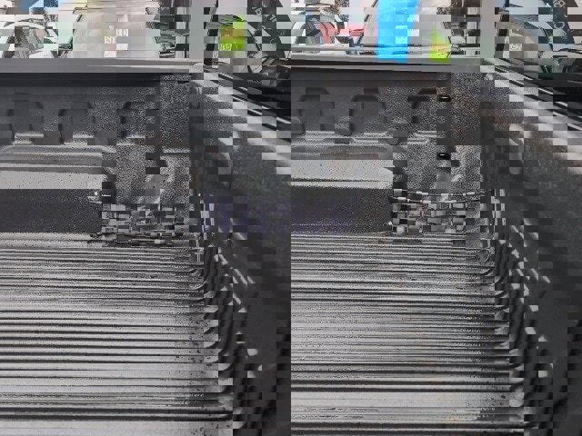 Used 2025 Chevrolet Silverado 1500 LT image 11