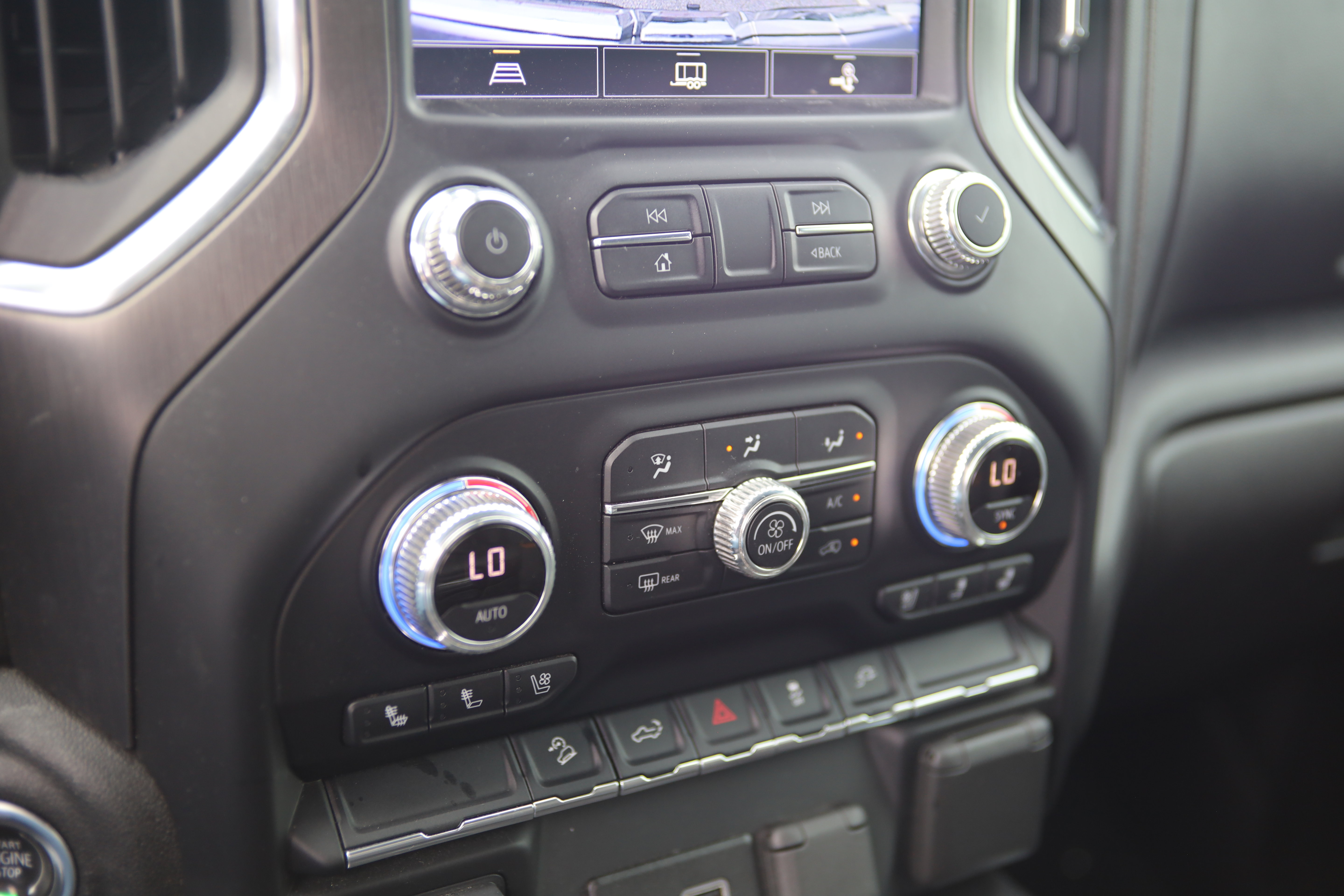 Used 2022 GMC Sierra 1500 AT4 w/ AT4 Preferred Package AWD/4WD image 24