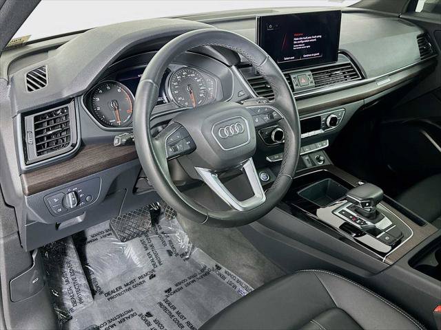 Certified 2023 Audi Q5 2.0T Premium w/ Convenience Package AWD/4WD image 9
