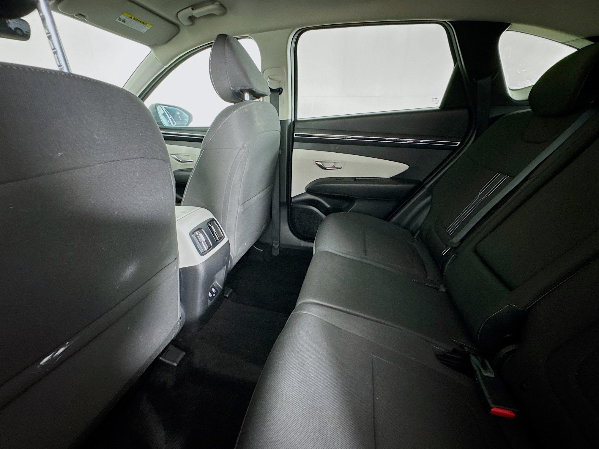 Used 2023 Hyundai Tucson SEL w/ Cargo Package AWD/4WD image 23