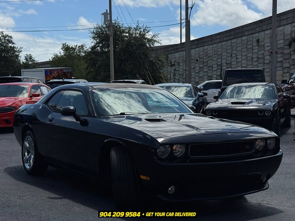 Used 2014 Dodge Challenger R/T Plus RWD image 13