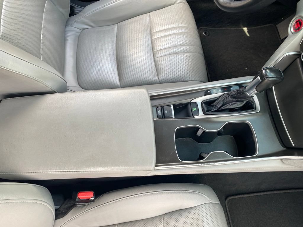 Used 2018 Honda Accord EX-L image 47