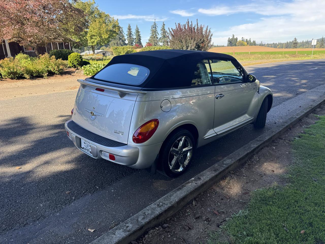 Used 2005 Chrysler PT Cruiser GT FWD image 12