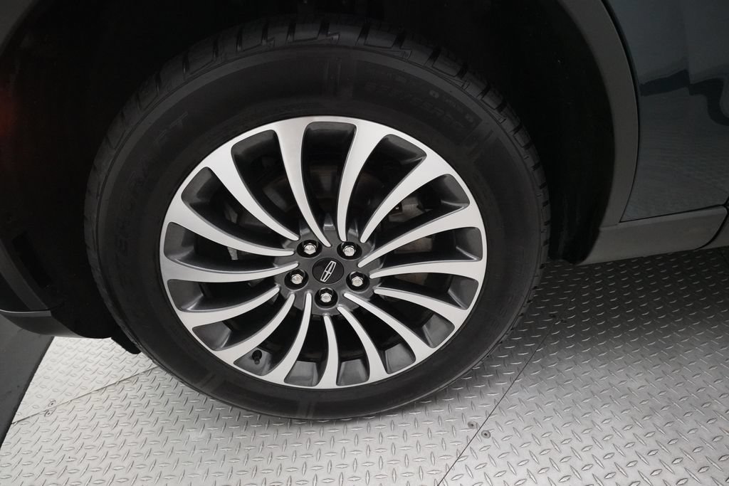 Used 2023 Lincoln Aviator Reserve w/ Equipment Group 201A AWD/4WD image 27