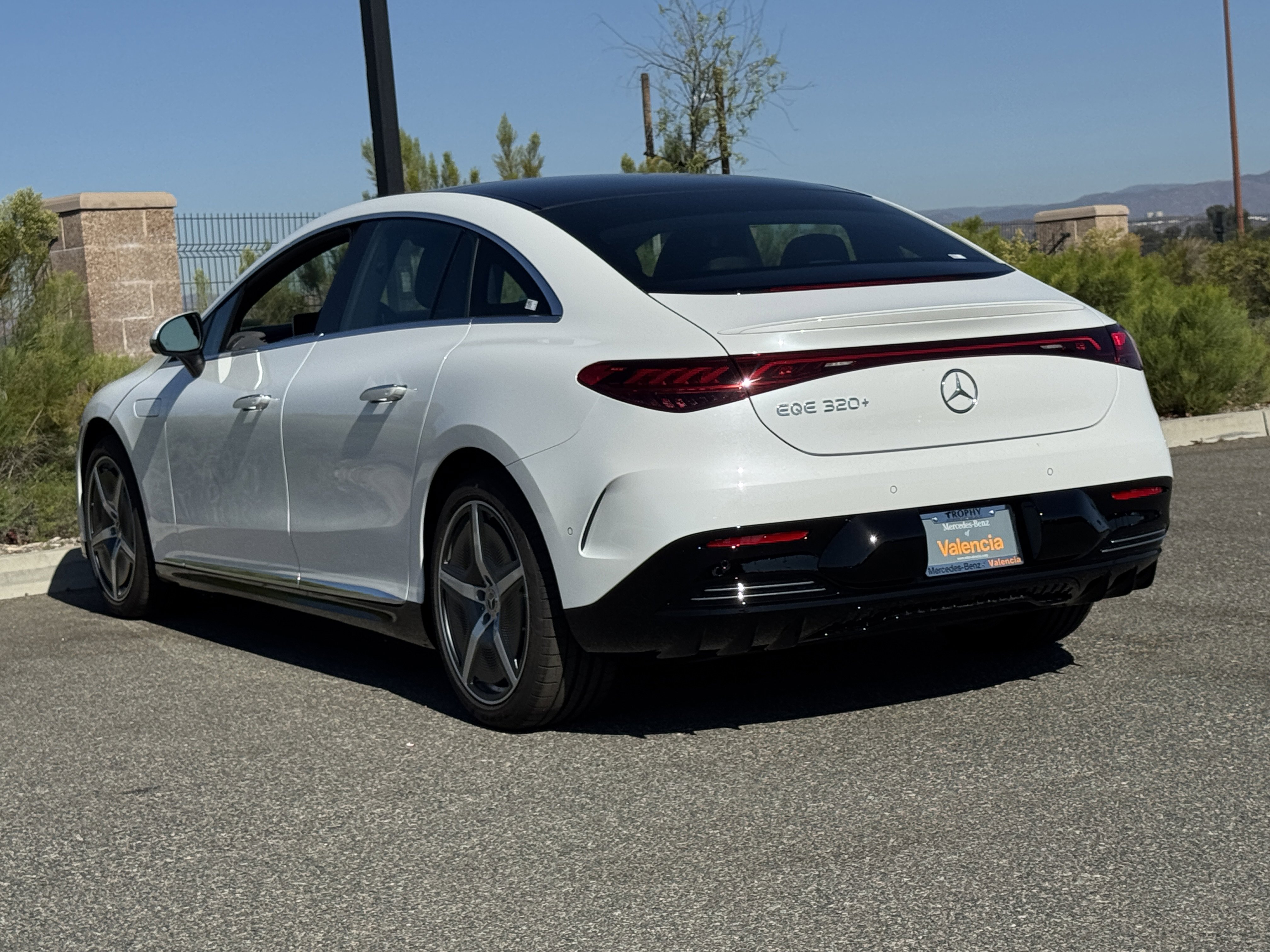 New 2026 Mercedes-Benz EQE 320+ Sedan image 10