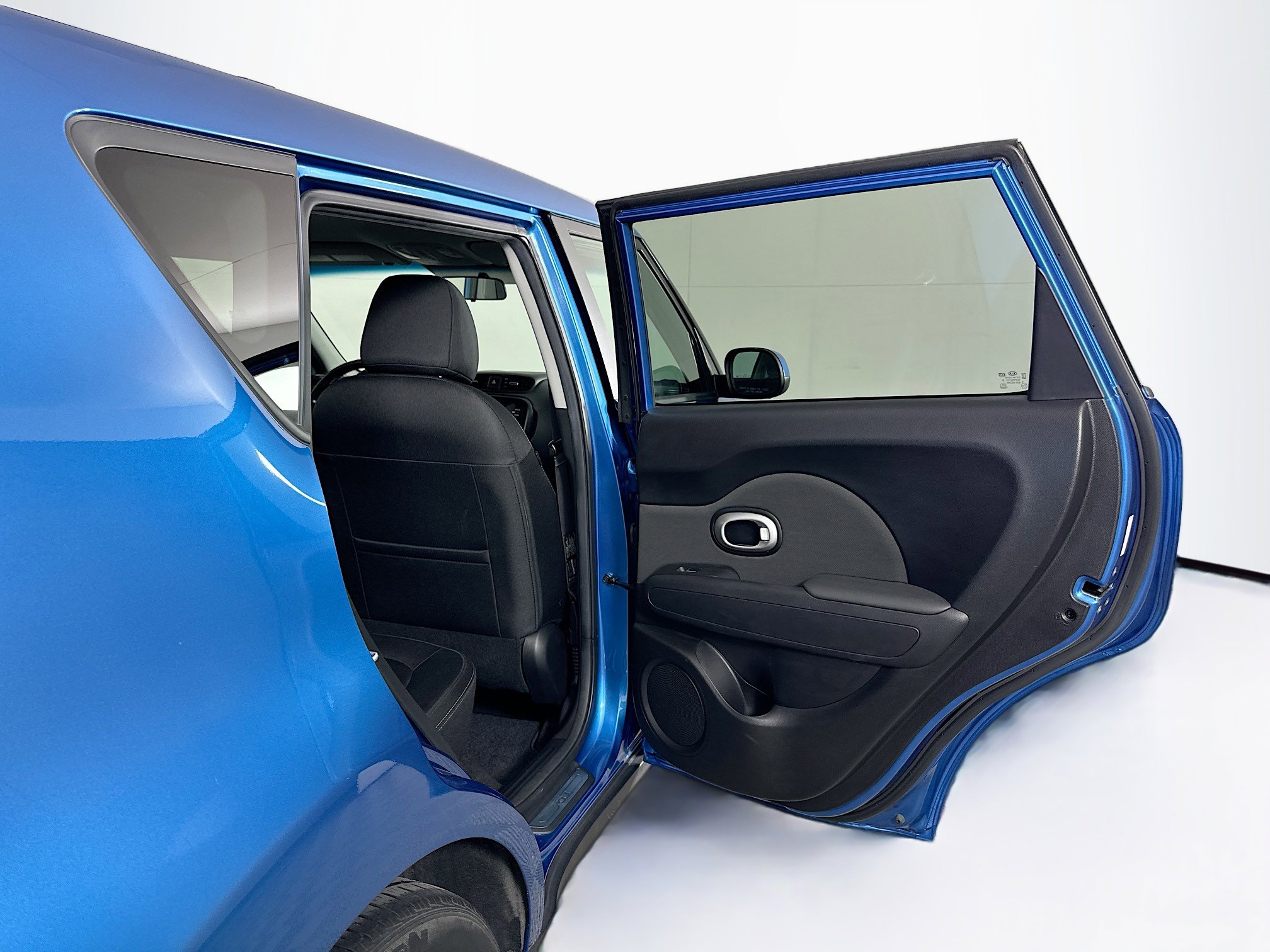 Used 2018 Kia Soul + image 27