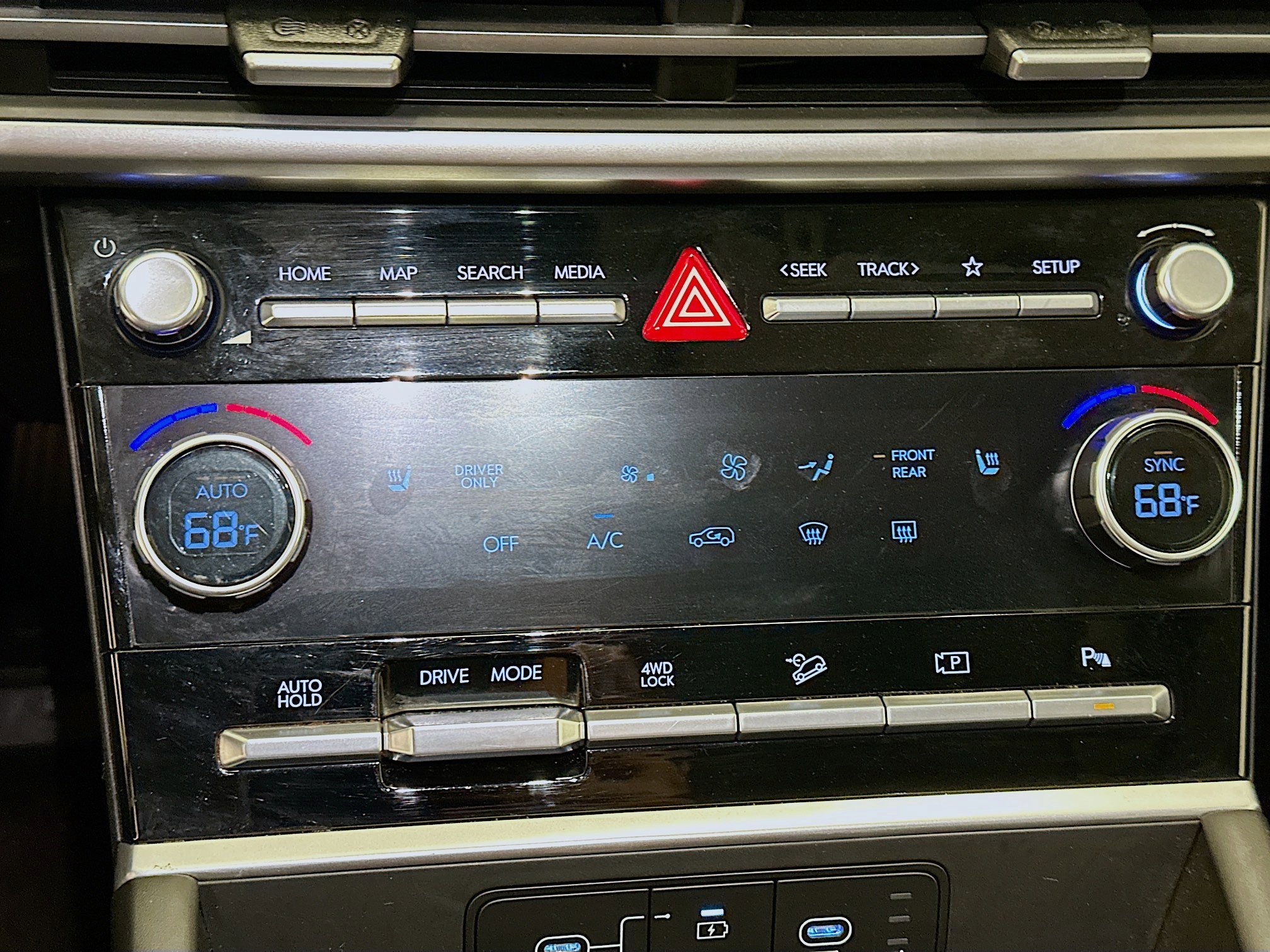 Used 2025 Hyundai Santa Fe SEL image 24