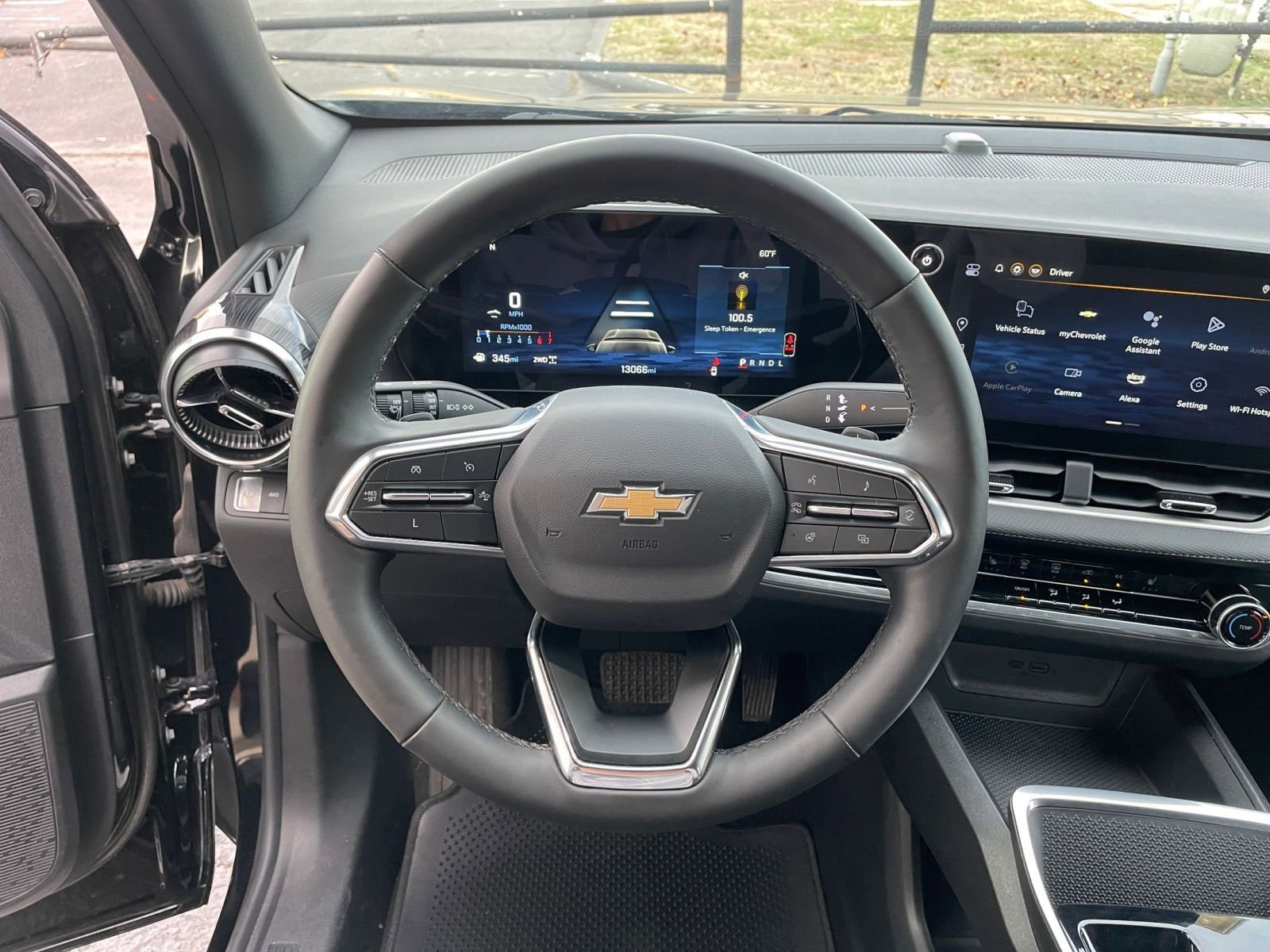 Used 2025 Chevrolet Equinox LT image 27