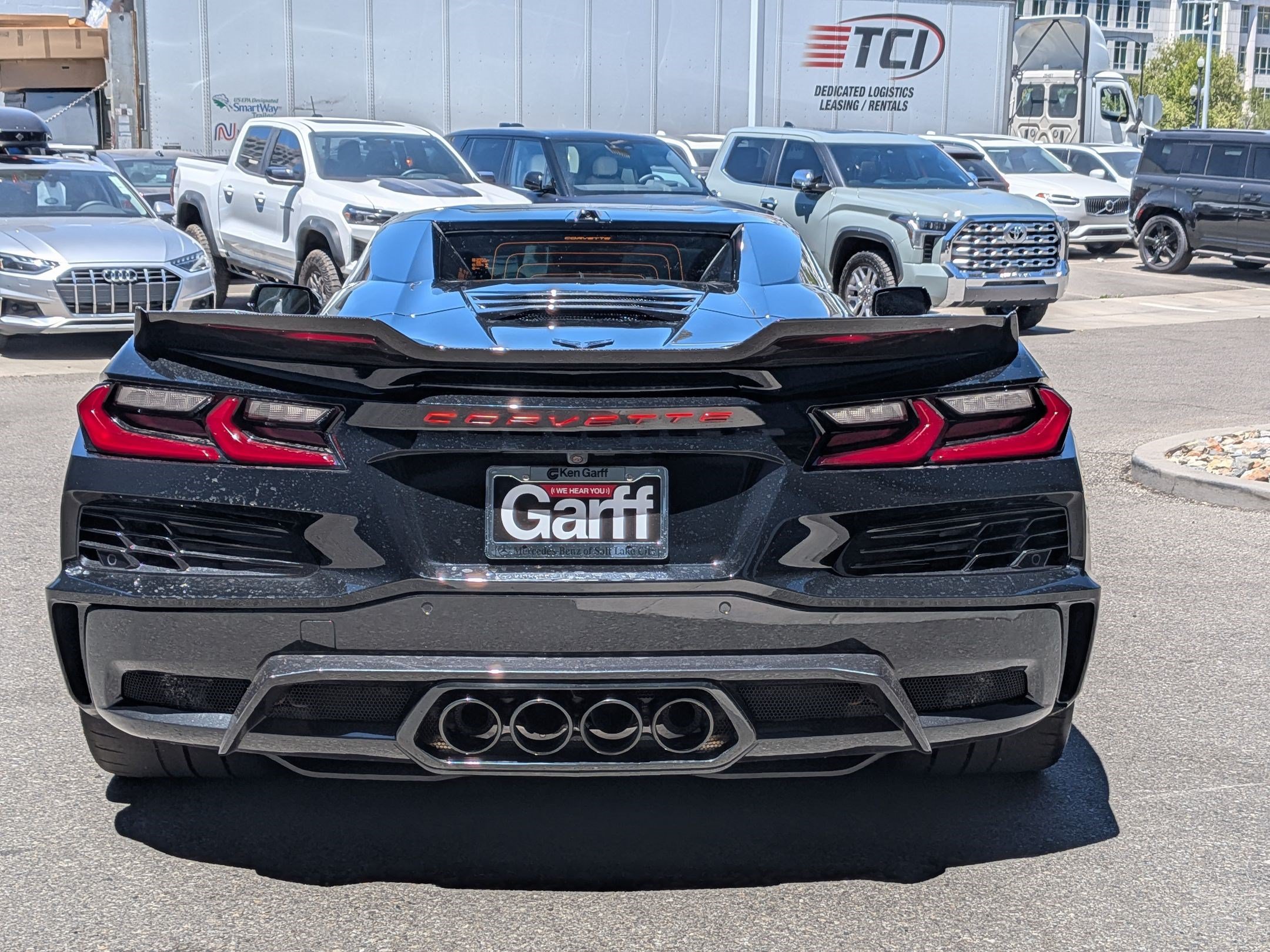Used 2024 Chevrolet Corvette Z06 w/ Stealth Interior Trim Package RWD image 4