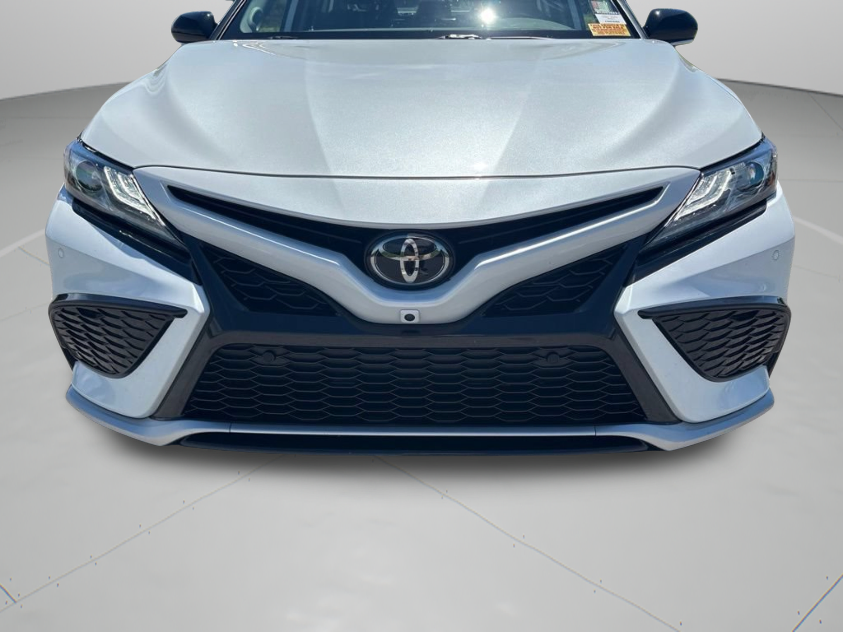 Used 2024 Toyota Camry XSE w/ Navigation Package FWD image 33