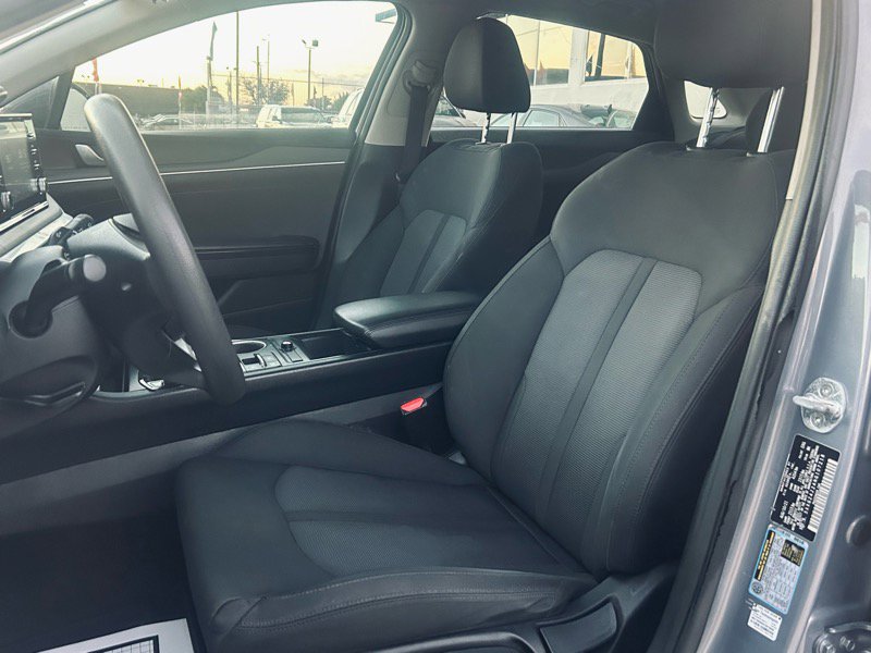 Used 2022 Kia K5 LX image 8