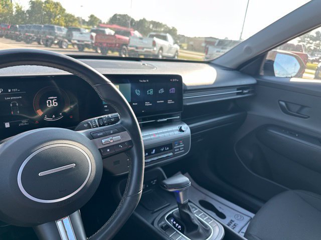Used 2026 Hyundai Kona SEL Sport FWD image 40