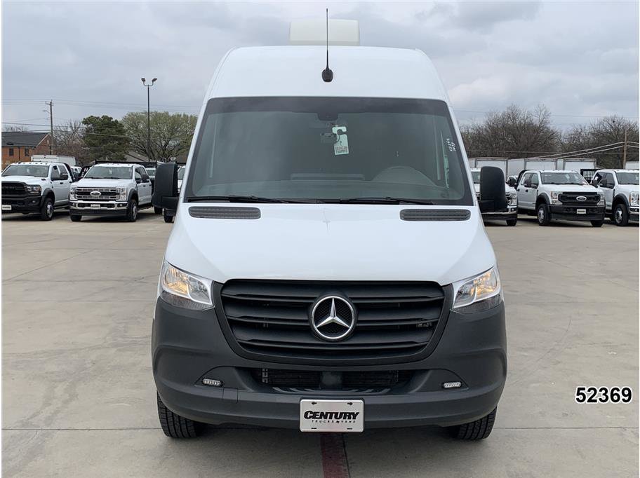 Used 2023 Mercedes-Benz Sprinter 2500 image 15