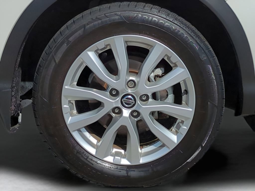 Certified 2022 Nissan Rogue Sport S image 11