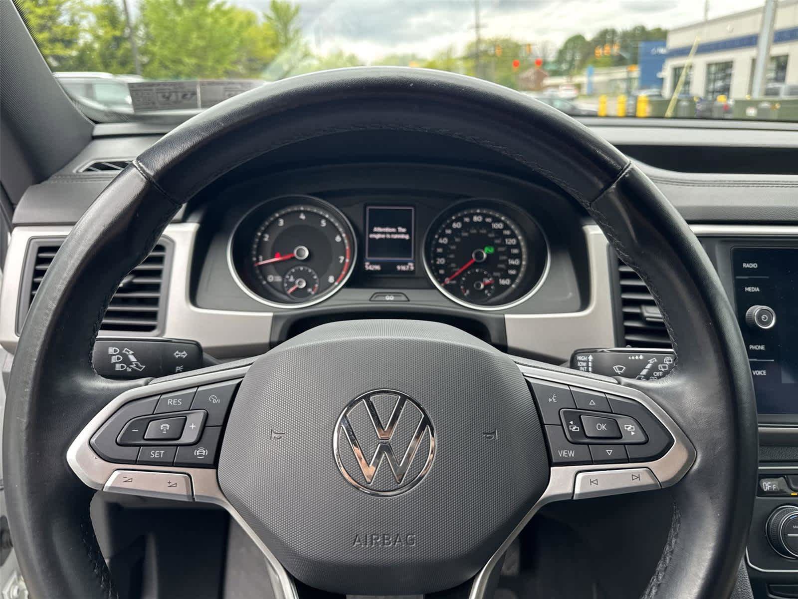 Used 2020 Volkswagen Atlas Cross Sport SE AWD/4WD image 16