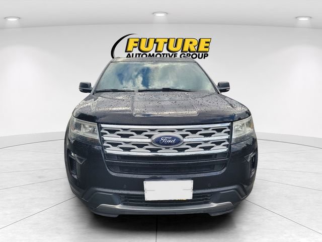 Used 2019 Ford Explorer XLT w/ Equipment Group 202A image 2