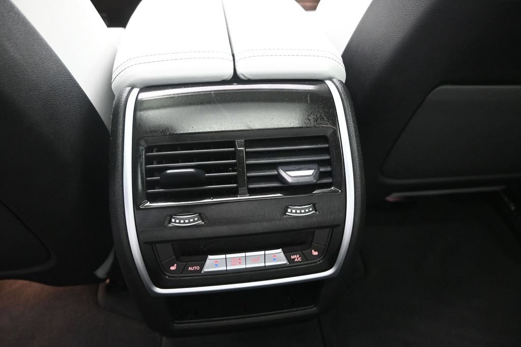 Certified 2024 BMW X5 xDrive50e w/ Premium Package AWD/4WD image 18