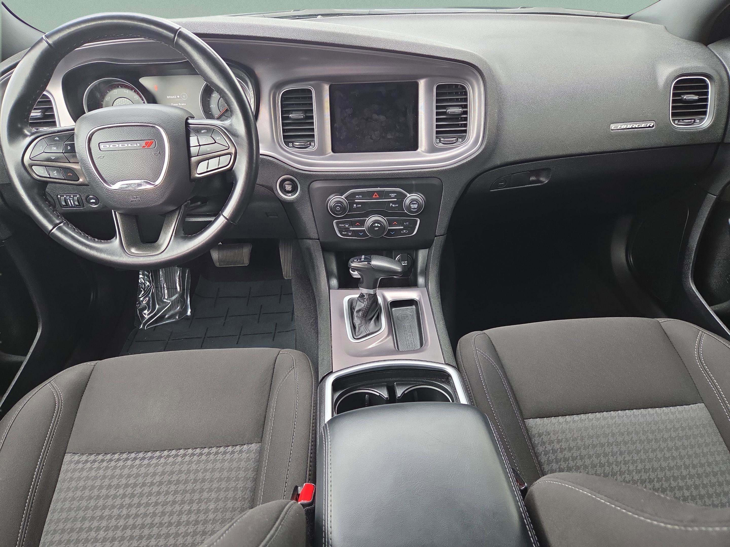 Used 2023 Dodge Charger SXT image 10