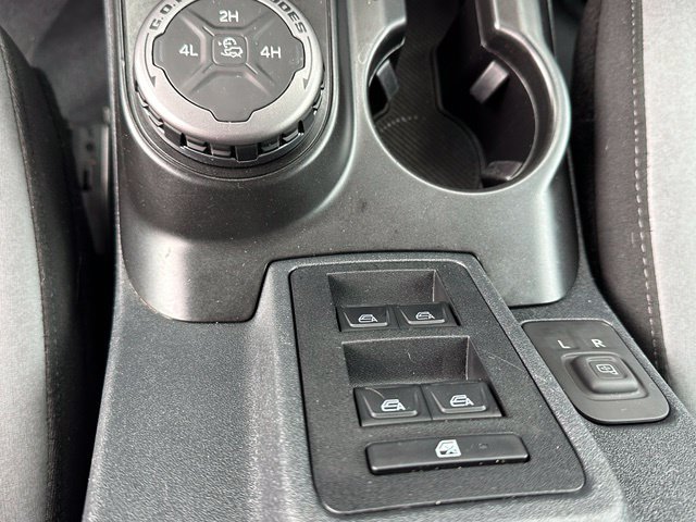 Used 2022 Ford Bronco Black Diamond AWD/4WD image 19