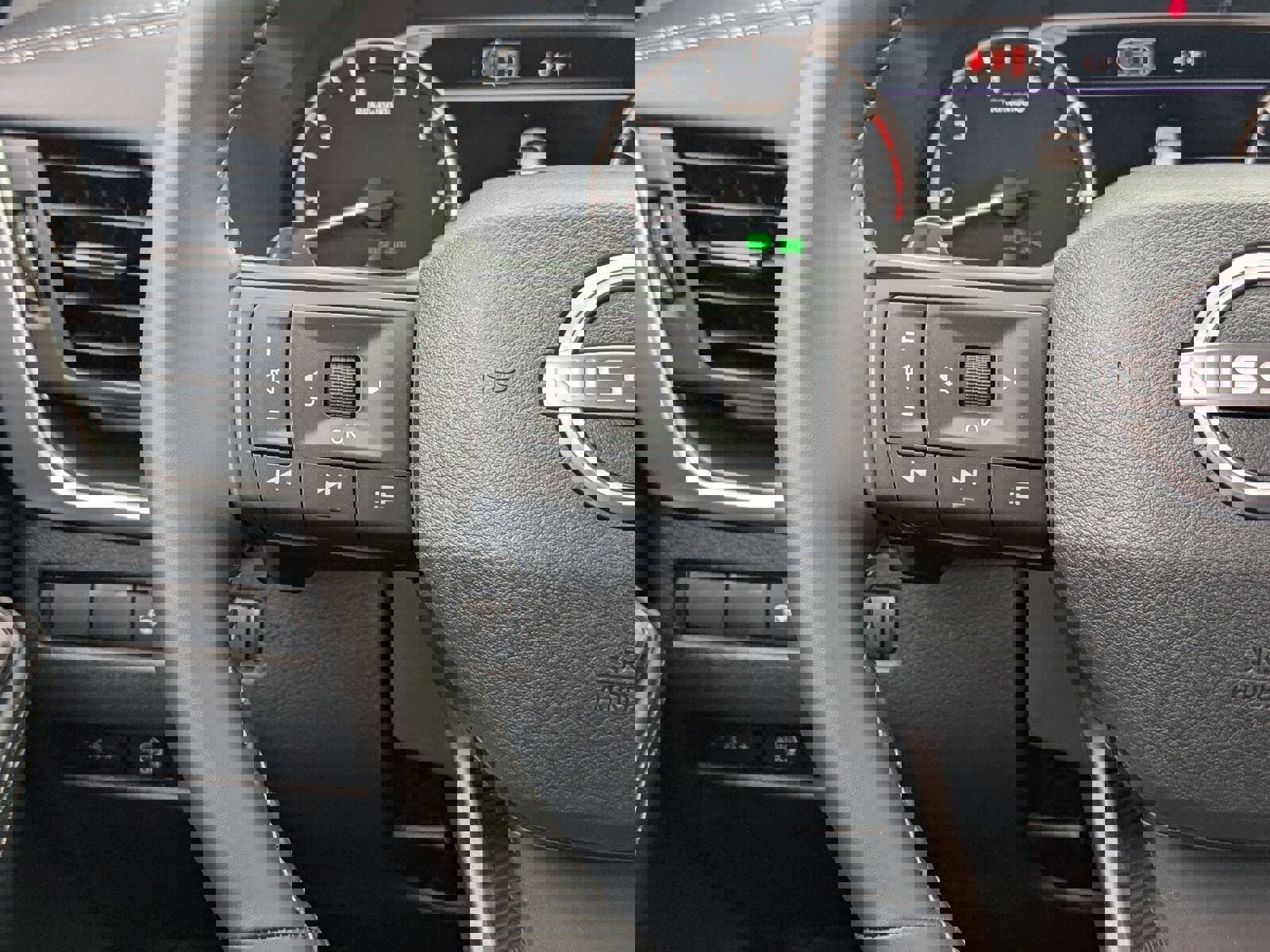 New 2026 Nissan Rogue SV image 25