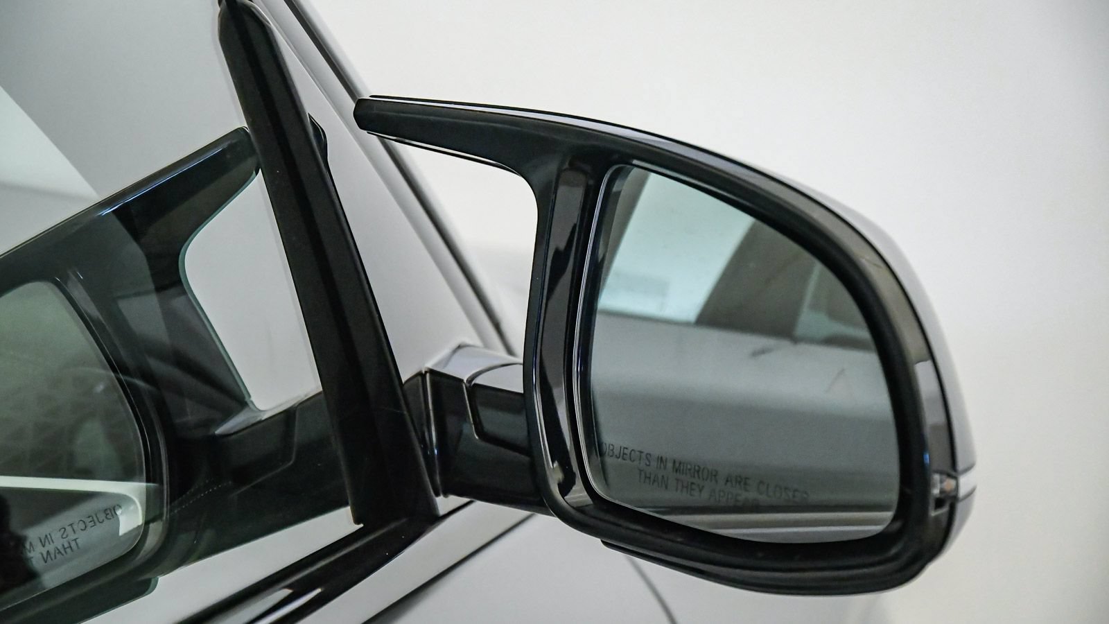 New 2026 BMW X5 M60i AWD/4WD image 23