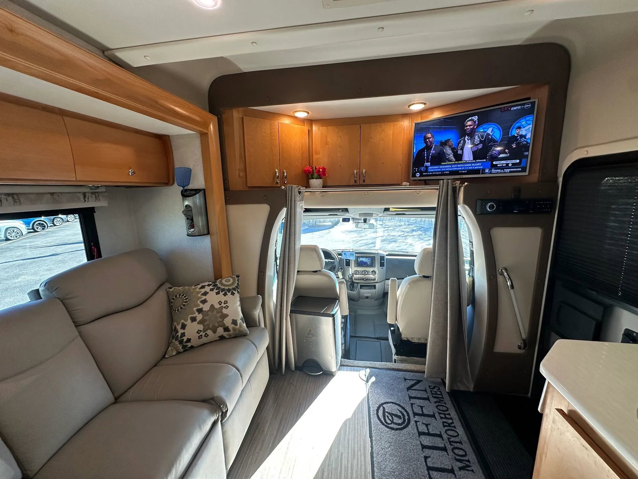 Used 2017 Mercedes-Benz Sprinter 3500 image 24