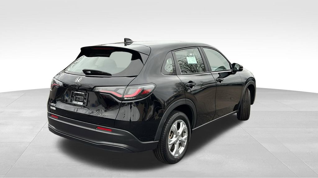 Used 2023 Honda HR-V LX image 7