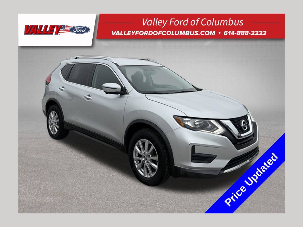 Used 2017 Nissan Rogue SV w/ SV Premium Package