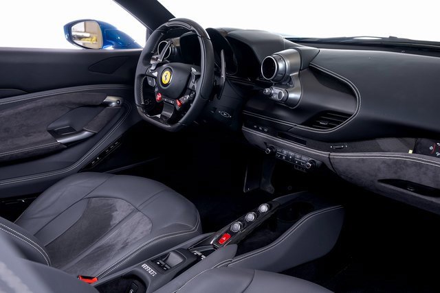 Used 2023 Ferrari F8 Tributo image 51