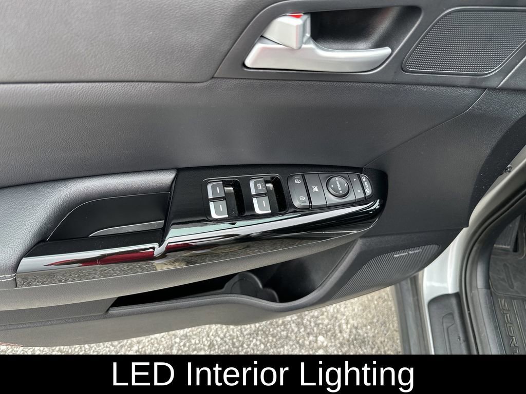 Used 2021 Kia Sportage EX w/ EX Technology Package FWD image 12