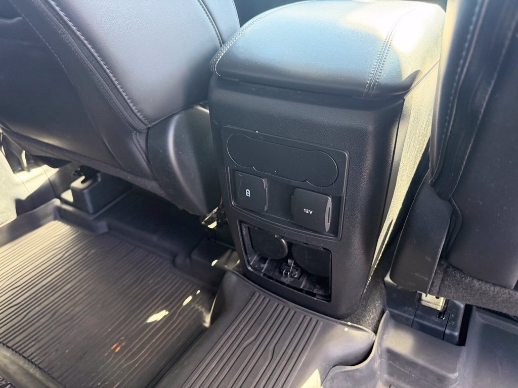 Used 2023 Ford Explorer XLT w/ Equipment Group 202A AWD/4WD image 38