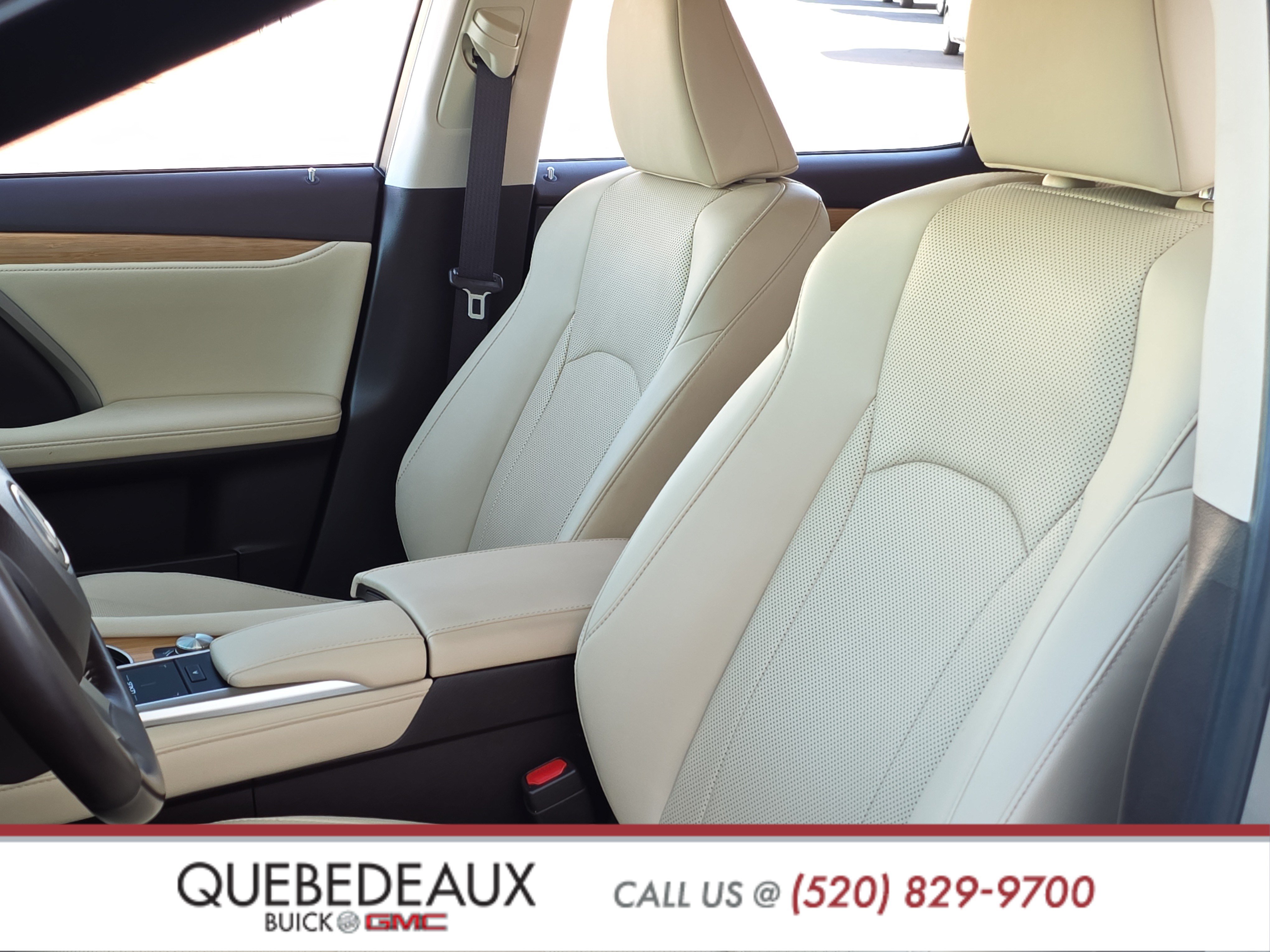 Used 2020 Lexus RX 350L Premium w/ Premium Package AWD/4WD image 13