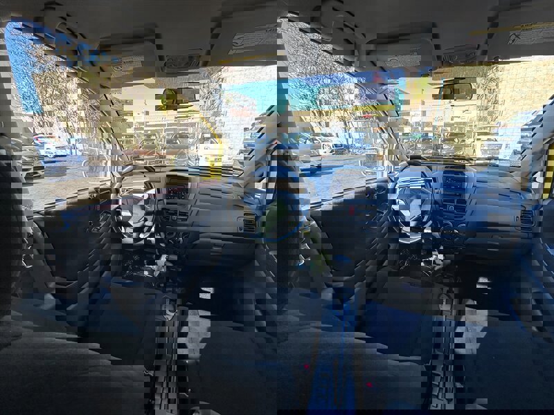 Used 2003 Suzuki Aerio GS image 15