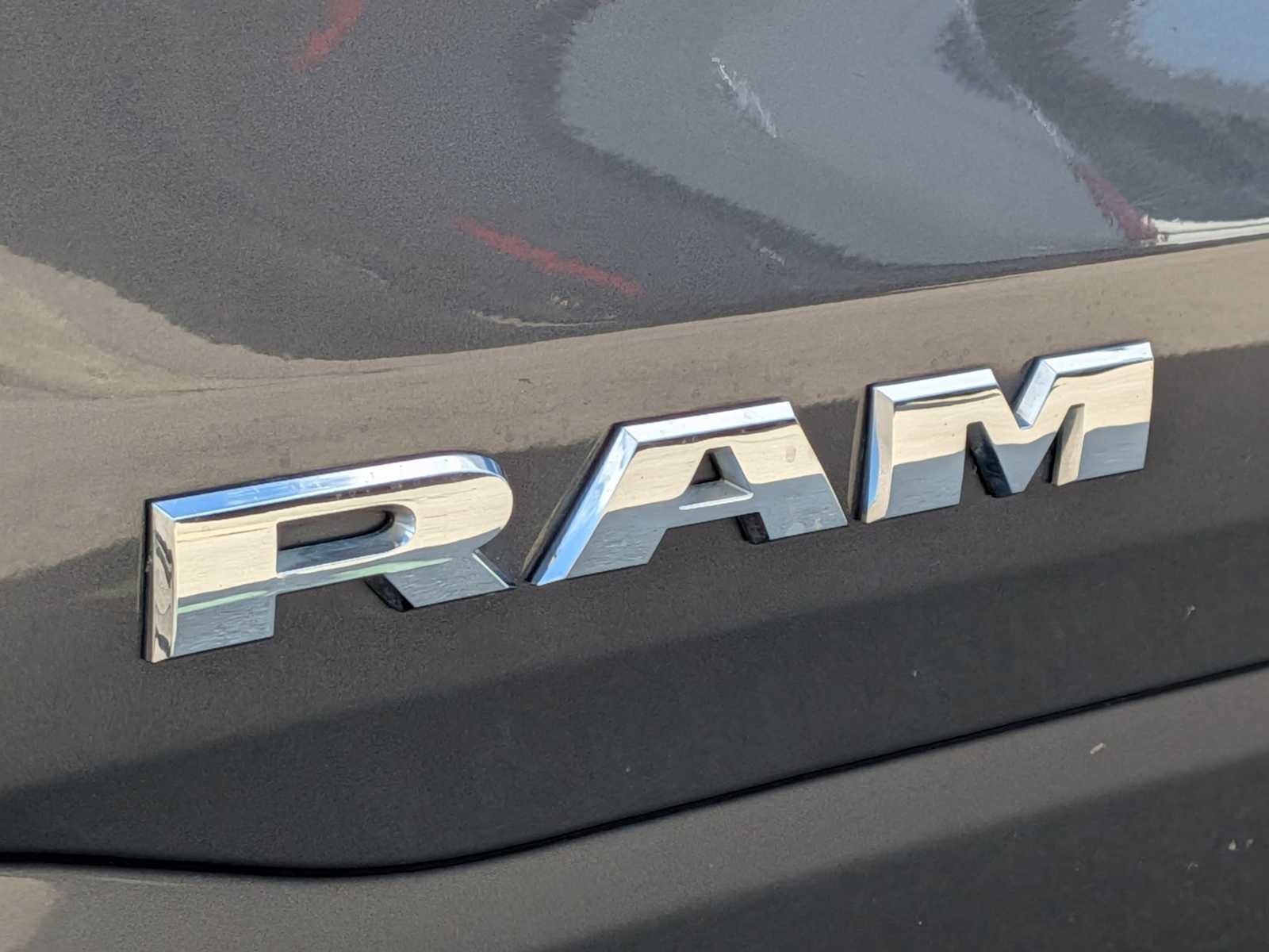 Used 2020 RAM 1500 Big Horn AWD/4WD image 11