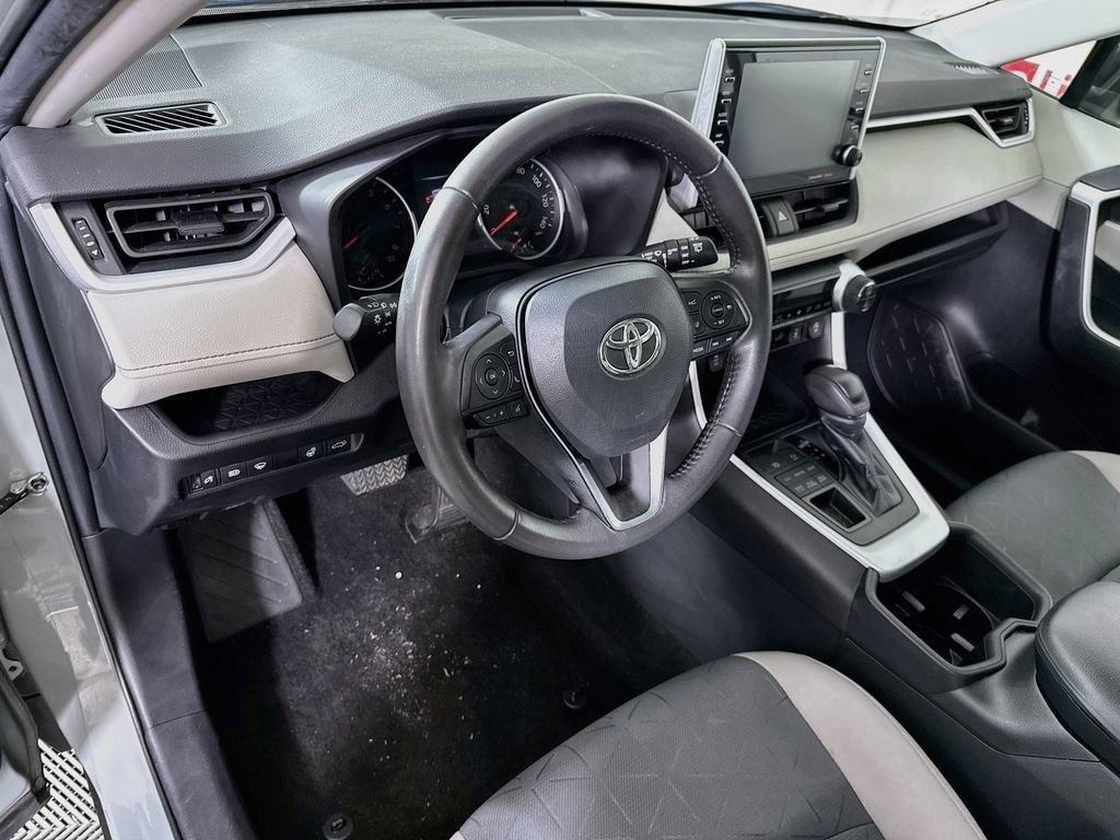 Certified 2022 Toyota RAV4 XLE w/ Convenience Package AWD/4WD image 19