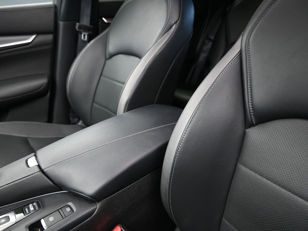 Certified 2023 INFINITI QX55 Luxe w/ Cargo Package image 14