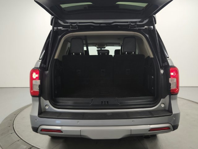 Used 2024 Ford Expedition XLT RWD image 24