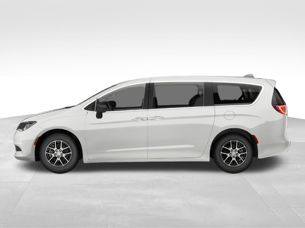 New 2027 Chrysler Pacifica LX FWD image 3