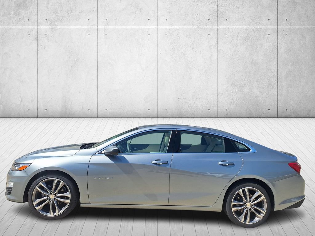 Used 2024 Chevrolet Malibu LT image 2