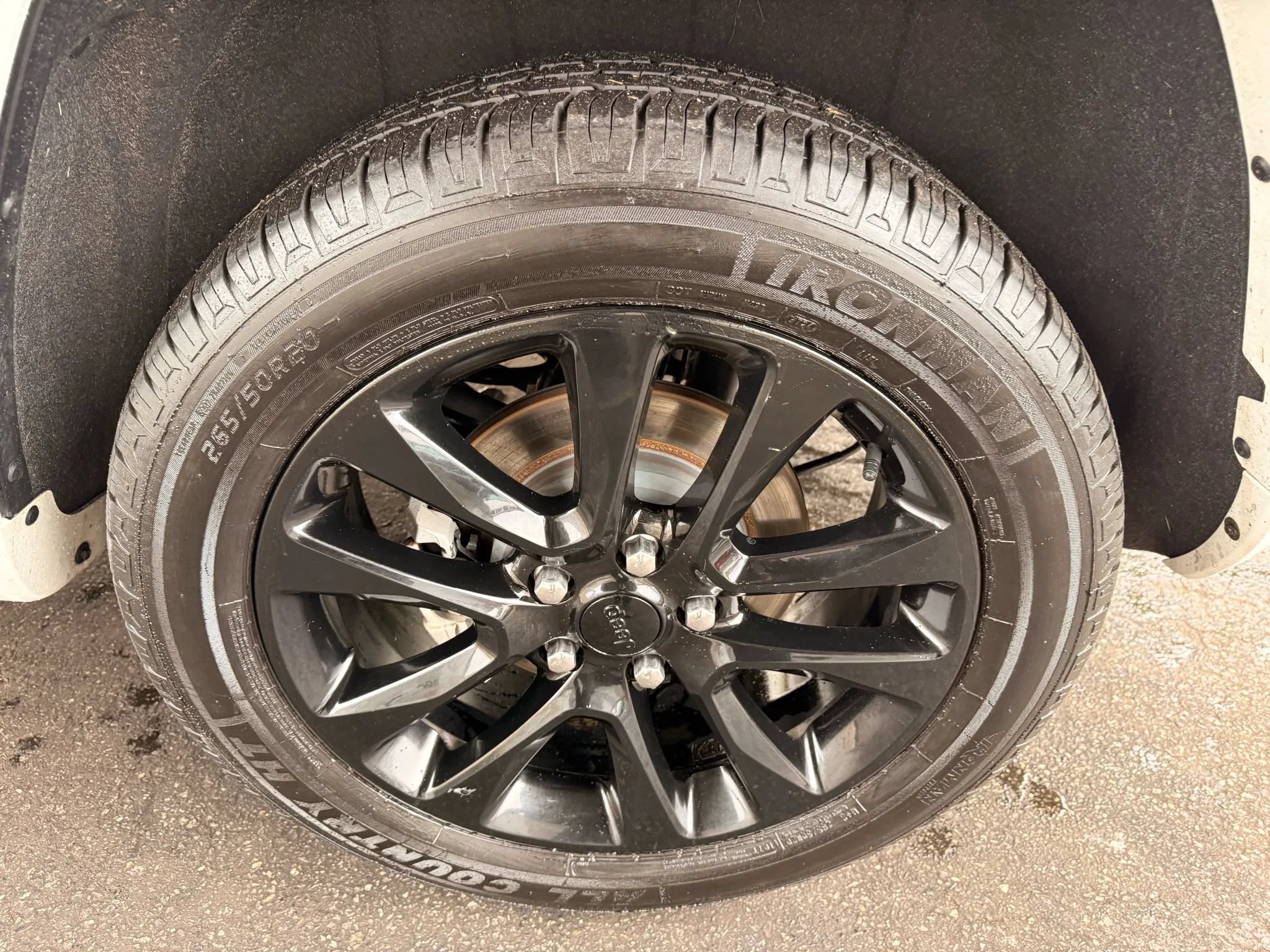 Used 2020 Jeep Grand Cherokee Altitude AWD/4WD image 89