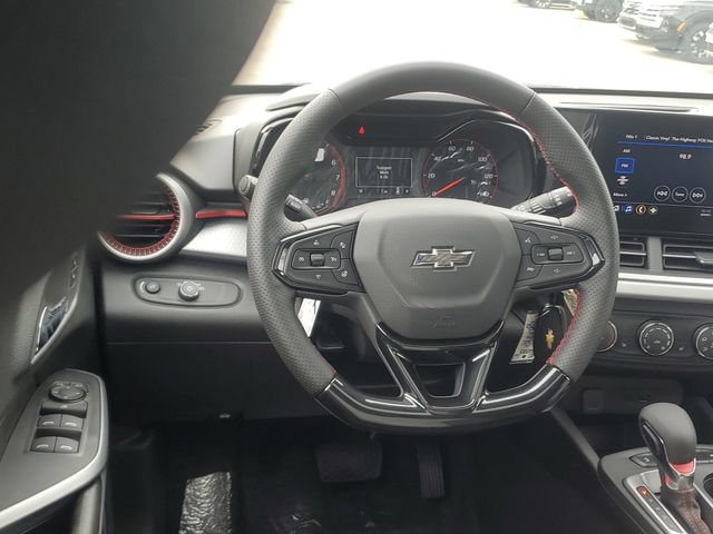 New 2026 Chevrolet Trax RS w/ Sunroof Package FWD image 12
