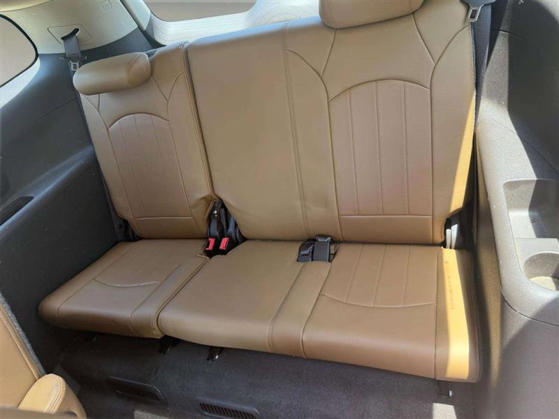 Used 2014 Buick Enclave Leather w/ Trailering Provision Package image 27