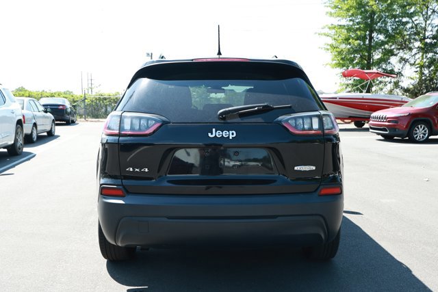 Used 2020 Jeep Cherokee Latitude image 4